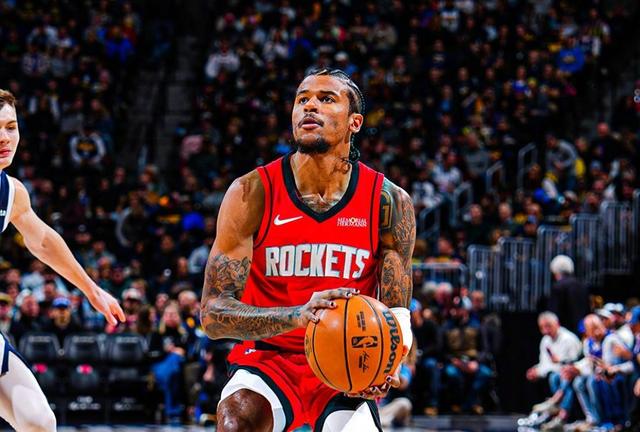 格林绝杀时刻，米切尔点燃赛场，状态爆棚迎来胜利！